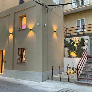 Krysos Luxury Alojamento de Acomodação e Pequeno-almoço